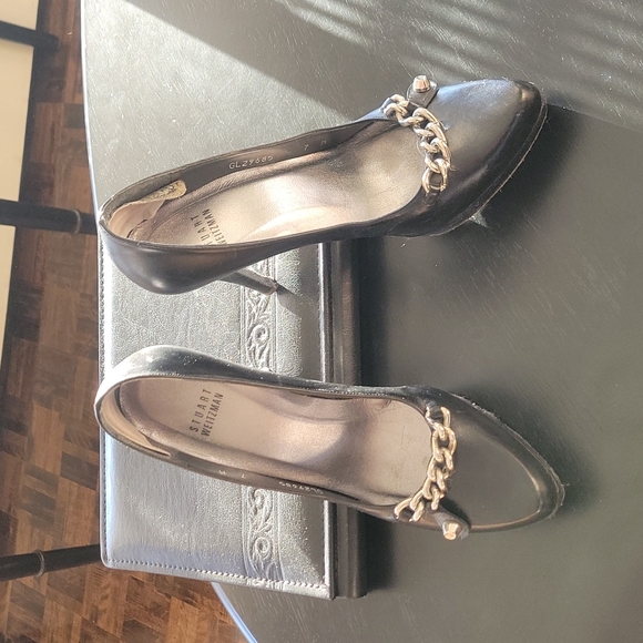 Stuart Weitzman sz 6.5 shoes. - Picture 2 of 2